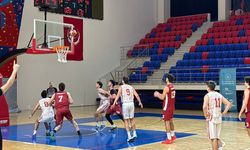 Niğde’de Basketbol Gençler A Yarı Finalleri başladı