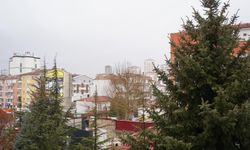 Niğde güne yağışla uyandı