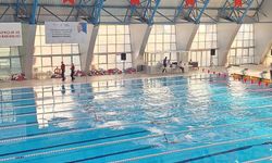 Niğde’de Ulusal Gelişim Ligi yüzme müsabakaları başladı
