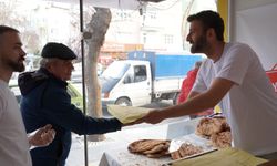 Niğde’de bin kişiye tahinli pide dağıtıldı