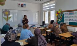 Niğde’de ADEM Kursiyerlerine “Hayatın İlk Çeyreği” eğitimi