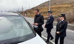 Kaymakam Bektaş’tan yol kontrol noktasına bayram ziyareti
