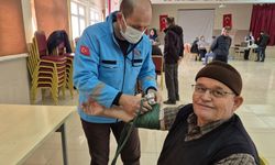 Yeşilgölcük’te mobil sağlık hizmeti vatandaşla buluştu