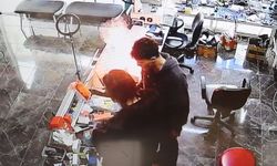 Cep telefonu bomba gibi patlayıp alev aldı