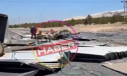 Güneş paneli yüklü TIR devrildi