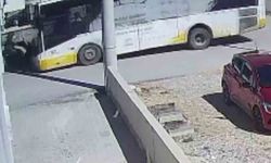 Yolcu otobüsüyle motokurye çarpıştı: 1 yaralı