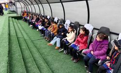 Edikli Osman Gazi İlkokulu öğrencileri seremoniye çıktı