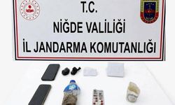Niğde’de takside 79 gram bonzai ele geçirildi