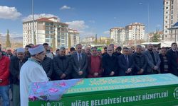 Kazada ölen Özcan gözyaşlarıyla uğurlandı