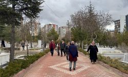 Niğde'de mezarlık ziyaretleri başladı