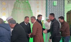 Vali Akmeşe ve Başkan Özdemir bayram namazında cemaatle buluştu