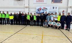 Çamardı'da gençler yeşil sahada buluştu