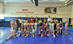 Niğde’de 23 Nisan “Artistik Cimnastik Turnuvası” tamamlandı