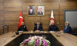 Vali Akmeşe video konferans toplantısına katıldı