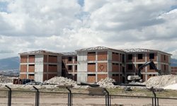 Niğde'de cezaevi inşaatından düşen işçi yaralandı