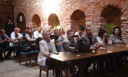 Gazetecilere dijital medya ve yapay zeka eğitimi