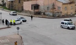 Niğde'de iki araç çarpıştı