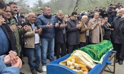 Gölette boğulan çocuk gözyaşlarıyla son yolculuğuna uğurlandı