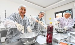 Kan portakallı lokum üretildi