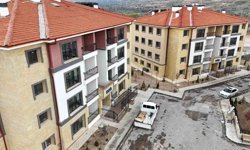 TOKİ konutları hak sahiplerine teslim edildi