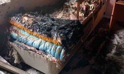 Yıldırım düşen evde yangın çıktı