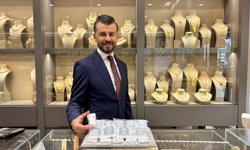 Niğde’de kuyumcu Erdoğdu: “Gümüş yükselmeden alın”