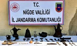 Niğde’de evde adeta müze kurmuşlar!