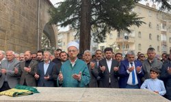 Niğde’de Siverek ve Kahramanmaraş şehitleri için saf tutuldu