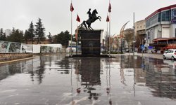 Bahar geldi, Niğde’de yağışlar sürüyor