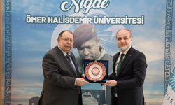 YSK Başkanı Yener ve Yargı Üyelerinden Rektöre ziyaret