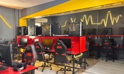 Bir neslin buluşma noktasıydı, şimdi sessizleşti