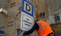 Bor Hattında duraklarına tabela çalışması