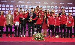 A Milli Kadın Güreş Takımı Avrupa ikincisi oldu