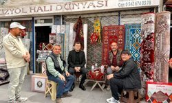 Vali Nedim Akmeşe Niğde’de esnafı ziyaret etti
