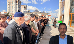 Emekli şoför Ünlüer dualarla uğurlandı