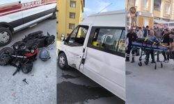 Niğde’de motosiklet ile minibüs çarpıştı: 2 yaralı