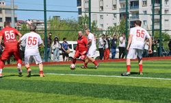 Efsane futbolculardan 19 Mayıs'a özel futbol şöleni