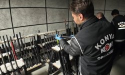 Yerli üretim makineli tüfek ve tabanca ele geçirildi, 11 kişi gözaltına alındı