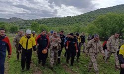 Mehmetçik'ten duygulandıran hareket