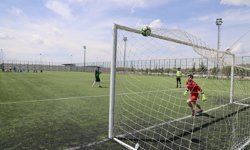 Niğde’de YURTLİG futbol bölge müsabakalarında heyecan sürüyor