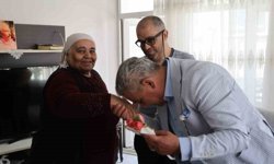 Otizmli ve engelli bireylerin annelerine Anneler Günü ziyareti
