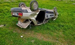 Şarampole devrilen otomobilde 1 kişi öldü, 4 kişi yaralandı