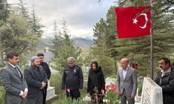 Şehit Ali Dilmen kabri başında dualarla anıldı