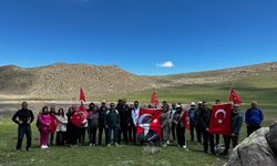 Niğde’de 51 kişi Göllüdağ zirvesine yürüdü