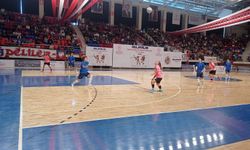 Niğde’de Futsal Final heyecanı sürüyor