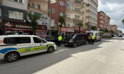 Paşakapı Caddesi’nde araç yayaya çarptı: 1 yaralı