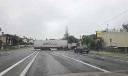 Yağışlı hava kazayı getirdi