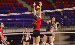 Niğde Gençlik Spor Kulübünden çifte şampiyonluk başarısı