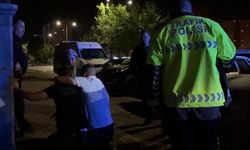 Bu kez alkollü sürücü değil, yolcu zorluk çıkardı