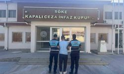9 düzensiz göçmen, bir organizatör yakalandı